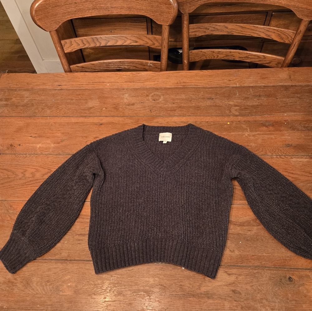 Pink Rose Olive Green V-Neck Sweater